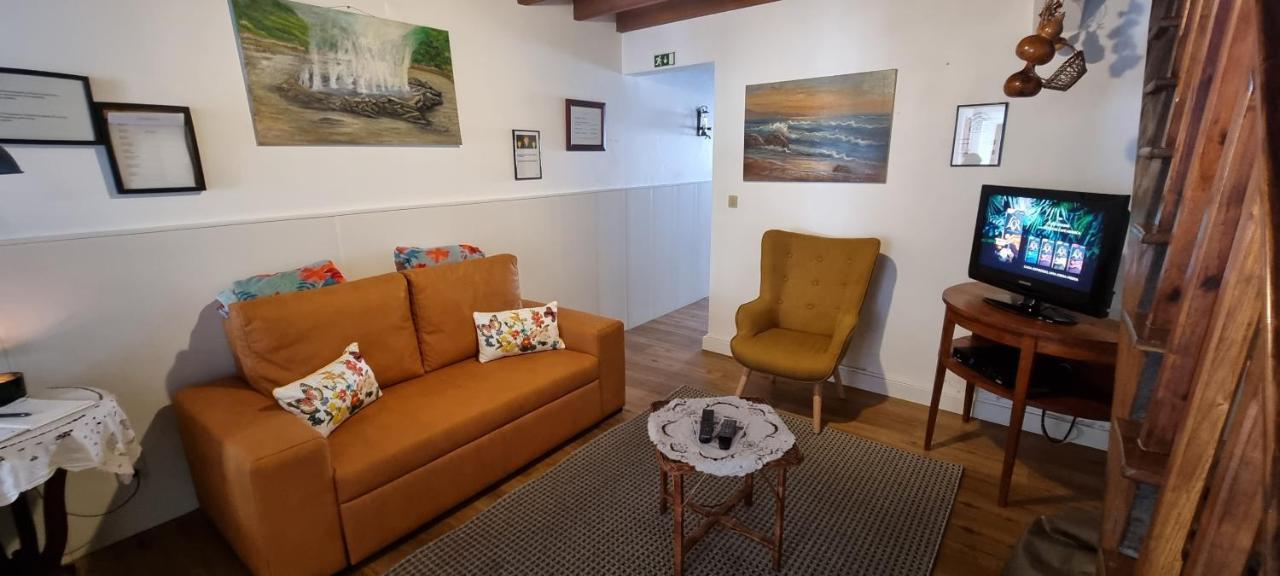 Casa Do Sossego * Furnas (Azores)